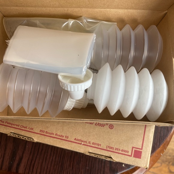 Decorator Set - Picture 2 of 2